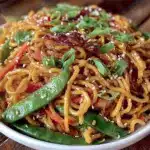 easy crispy chicken chow mein recipe - featured image
